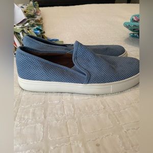 Steve Madden sneakers. Gently used